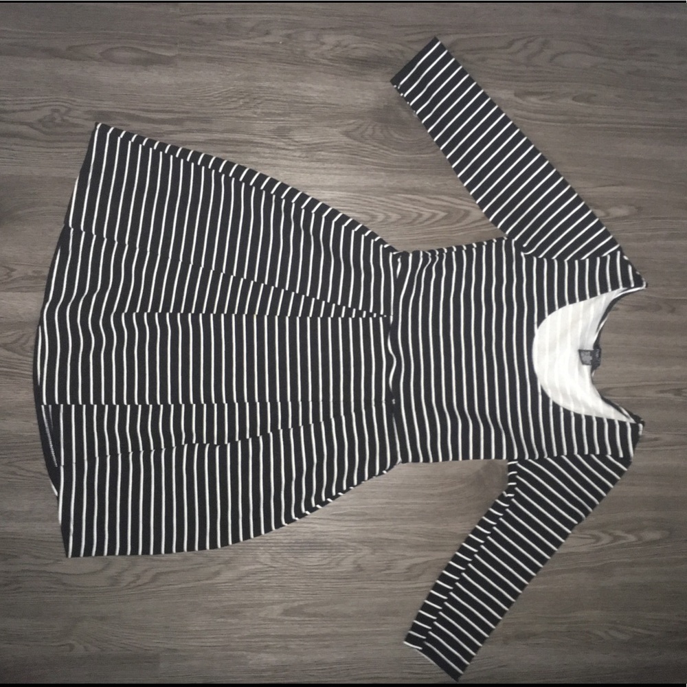 stripped dress.comfortable and classy.